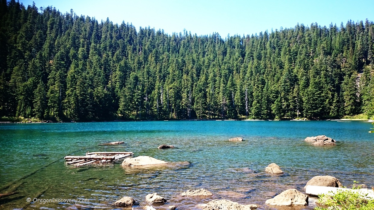 Bucks Lake scenic view